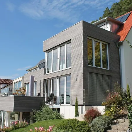 Rebhaus Winzergarten *